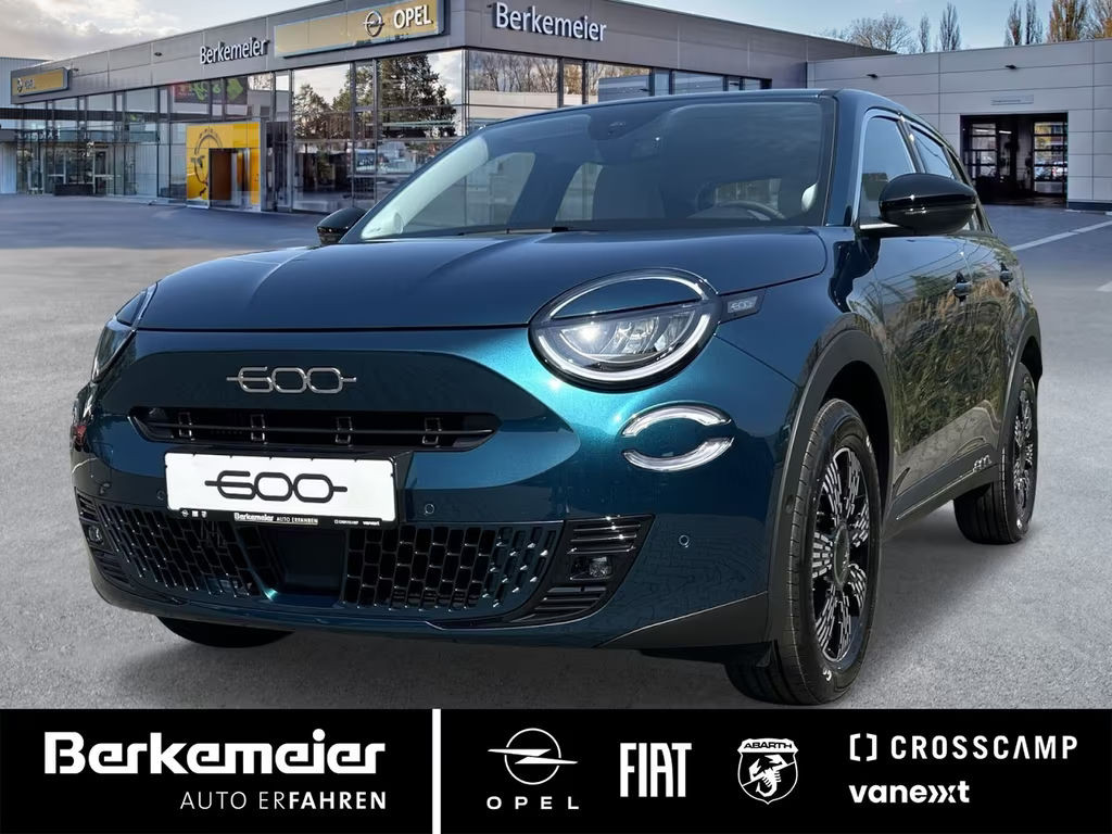 Fiat 600e Hybrid *Kamera_Sensoren_Car Play*