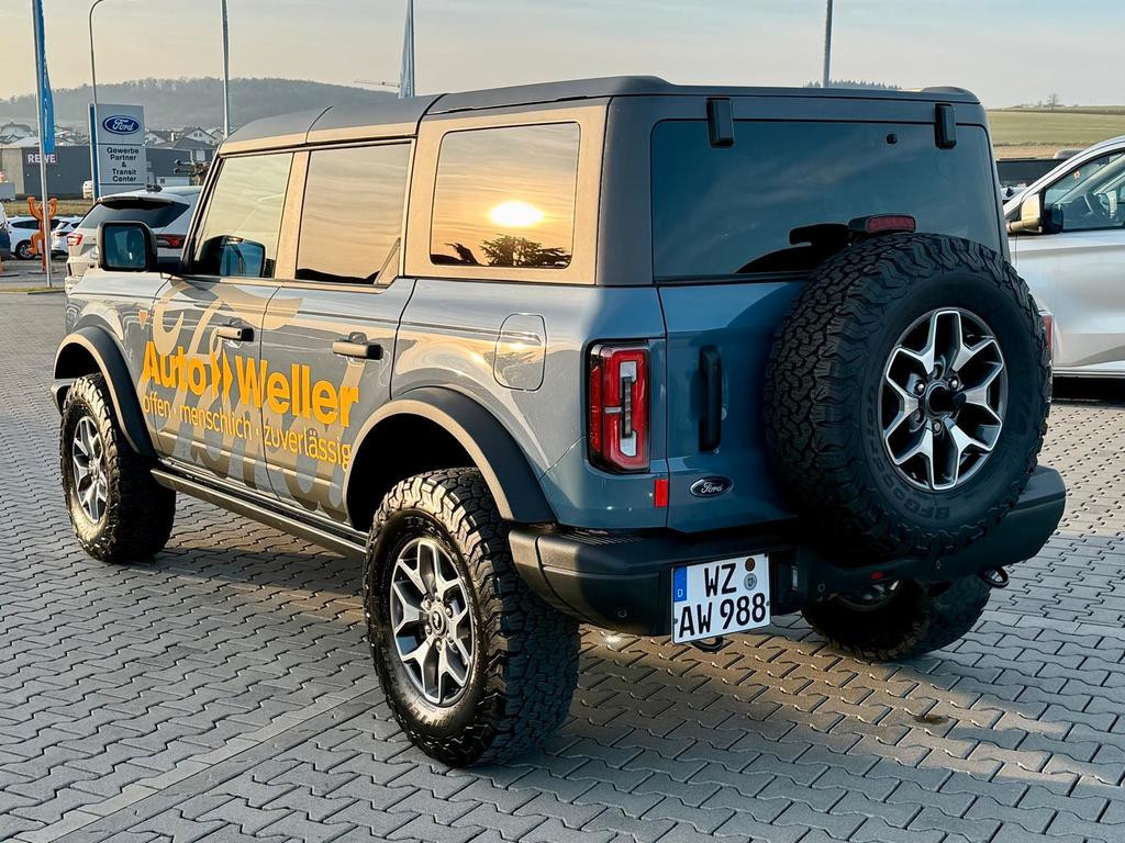 Ford Bronco