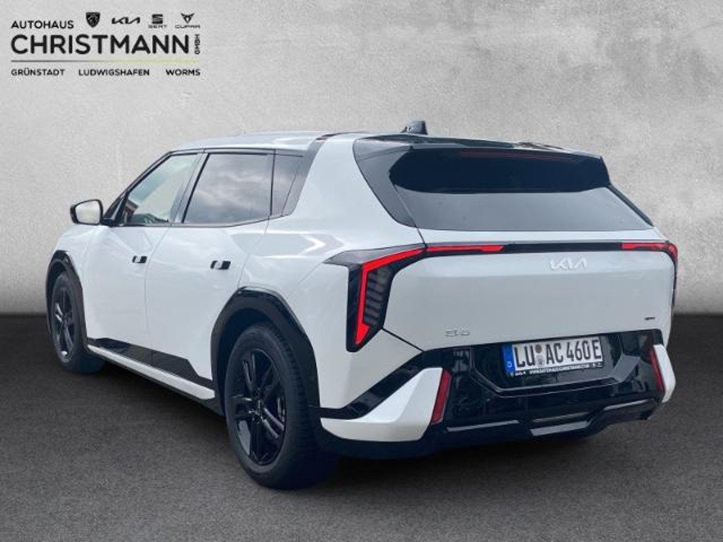 Kia EV4