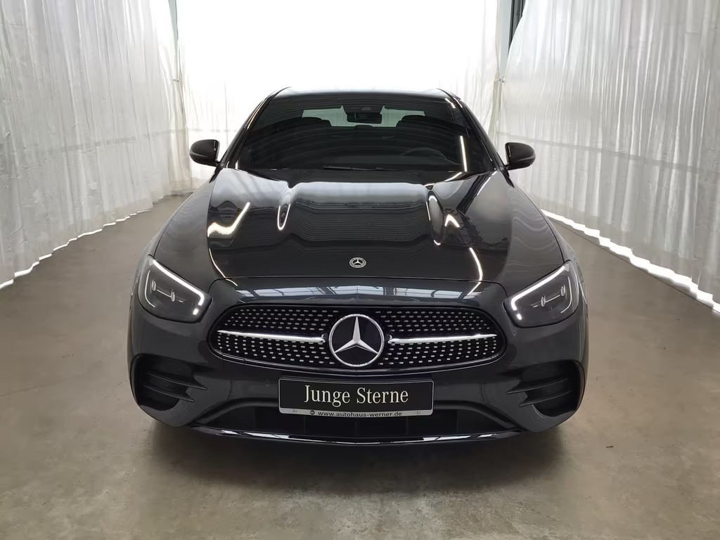 Mercedes-Benz E-Klasse E 300 AMG Line E 300 de Sedan