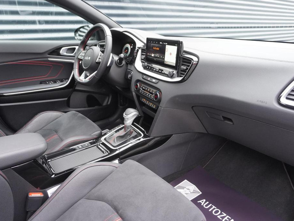 Kia ProCeed