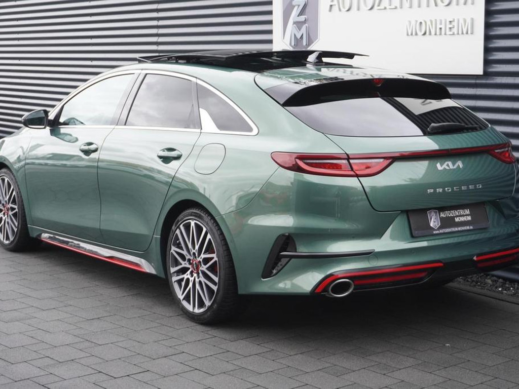 Kia ProCeed