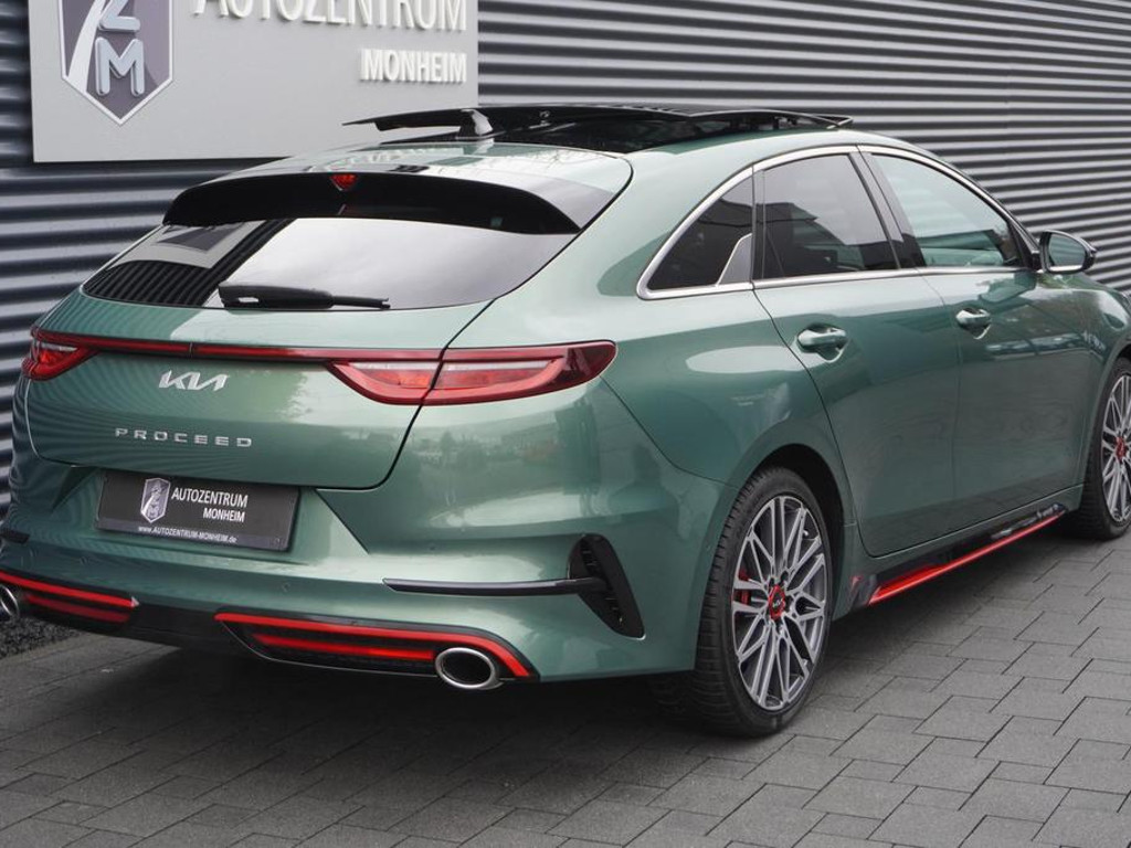 Kia ProCeed