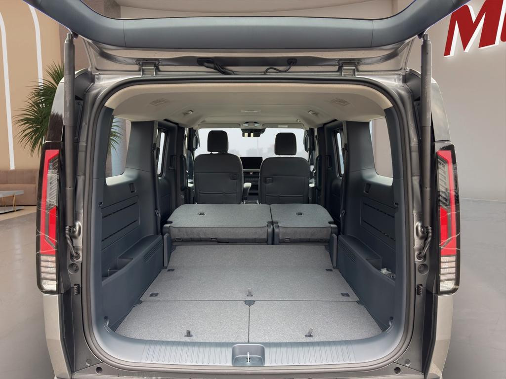 Kia PV5 Passenger