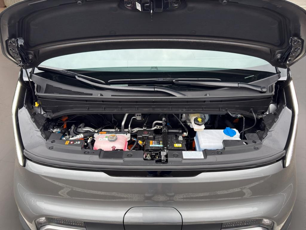 Kia PV5 Passenger