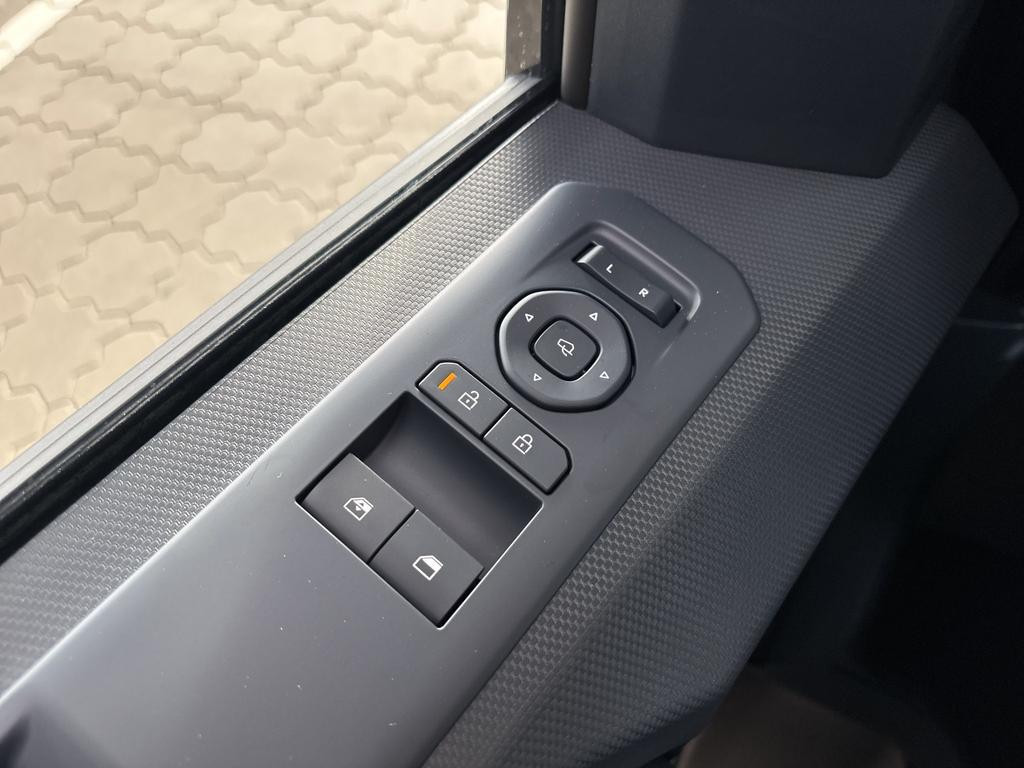 Kia PV5 Passenger