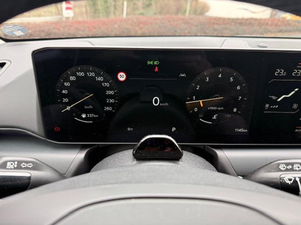 Kia K4