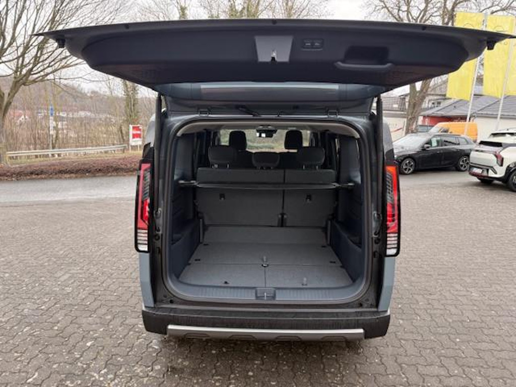 Kia PV5 Passenger