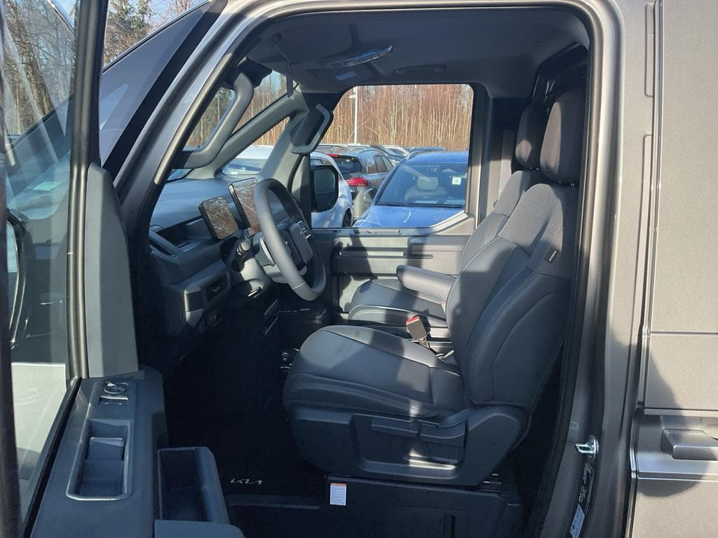 Kia PV5 Passenger