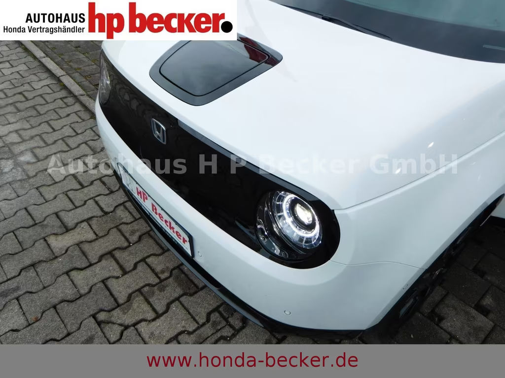 Honda e