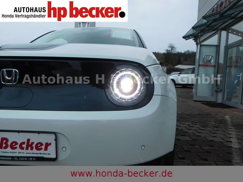 Honda e
