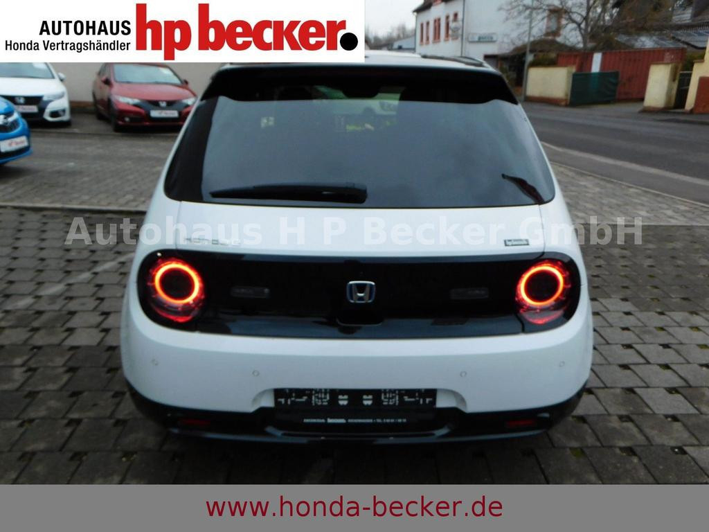 Honda e
