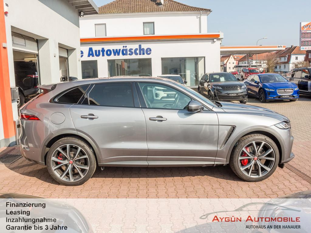 Jaguar F-Pace