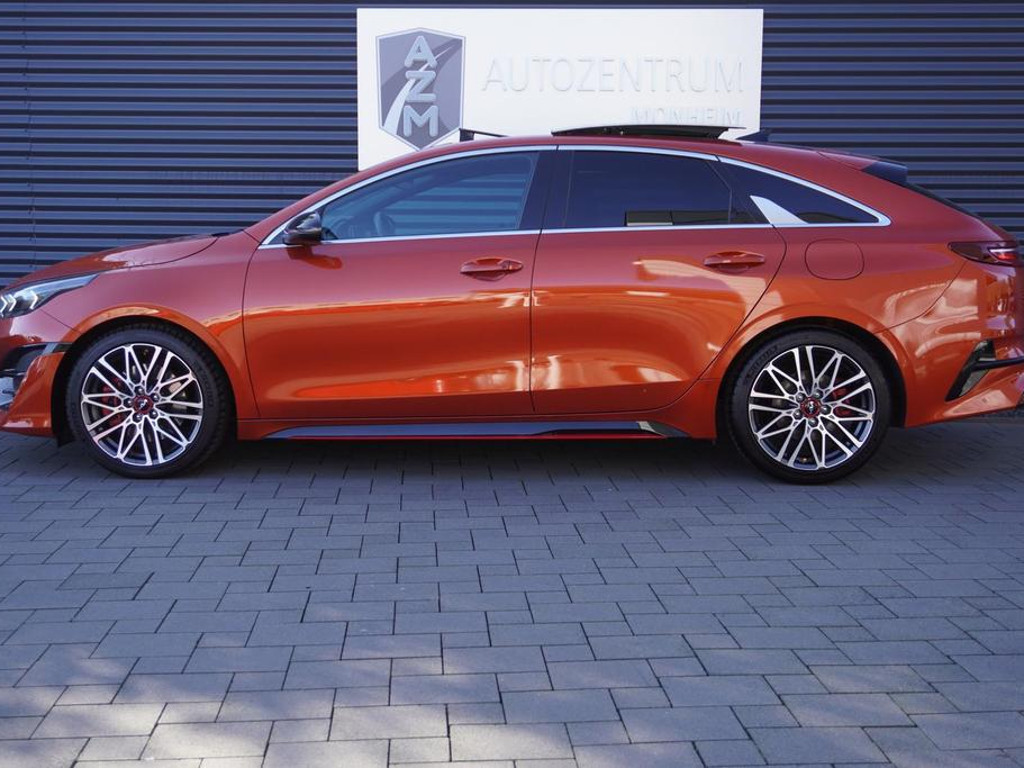 Kia ProCeed