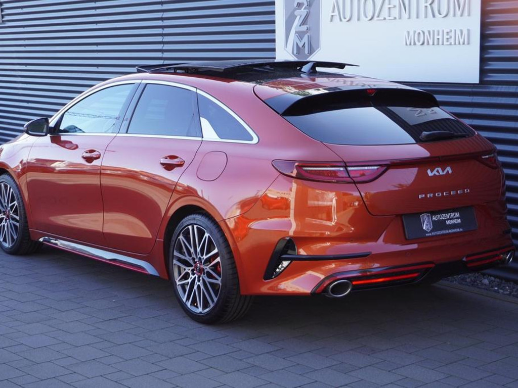 Kia ProCeed