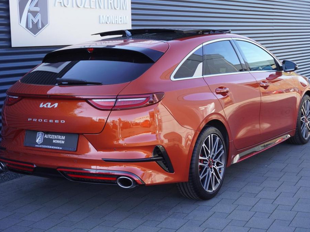 Kia ProCeed