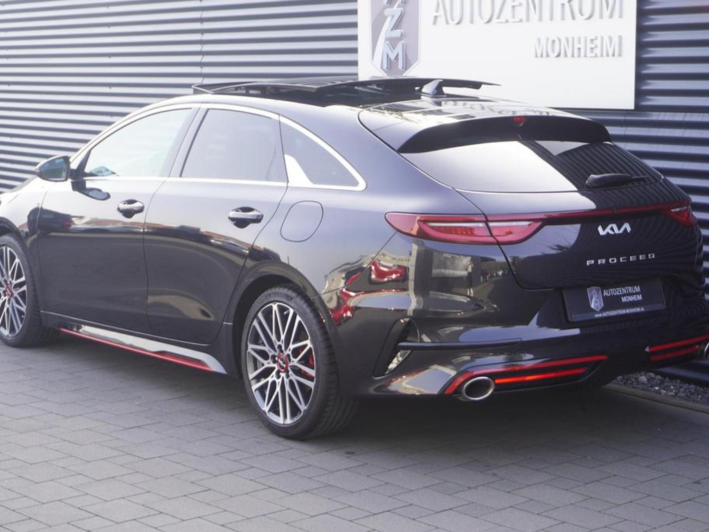 Kia ProCeed