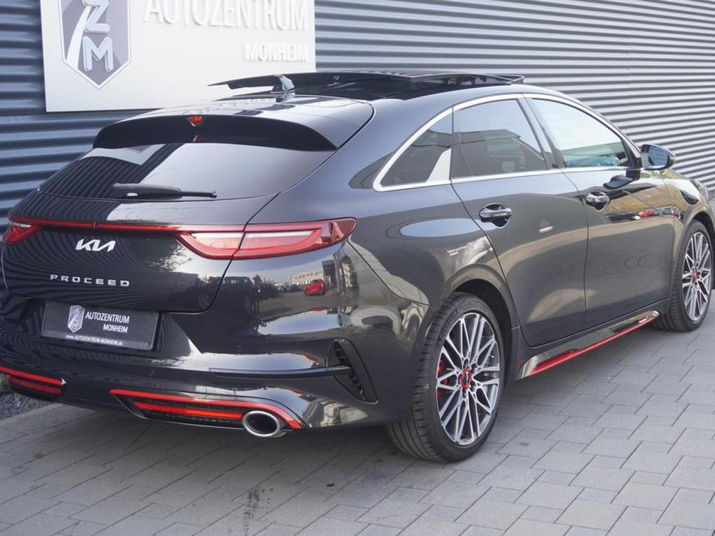 Kia ProCeed