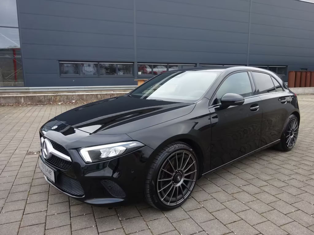 Mercedes-Benz A-Klasse A 180 Standard - 19-ZOLL OZ LM-Felgen