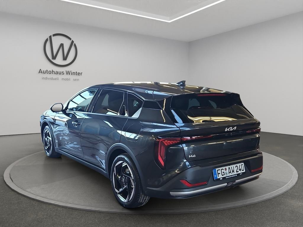 Kia K4