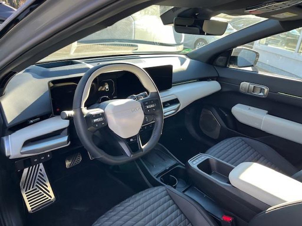 Kia EV4