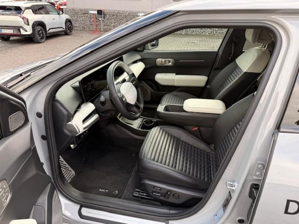 Kia EV4