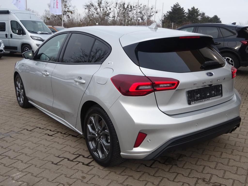 Ford Focus ST Line