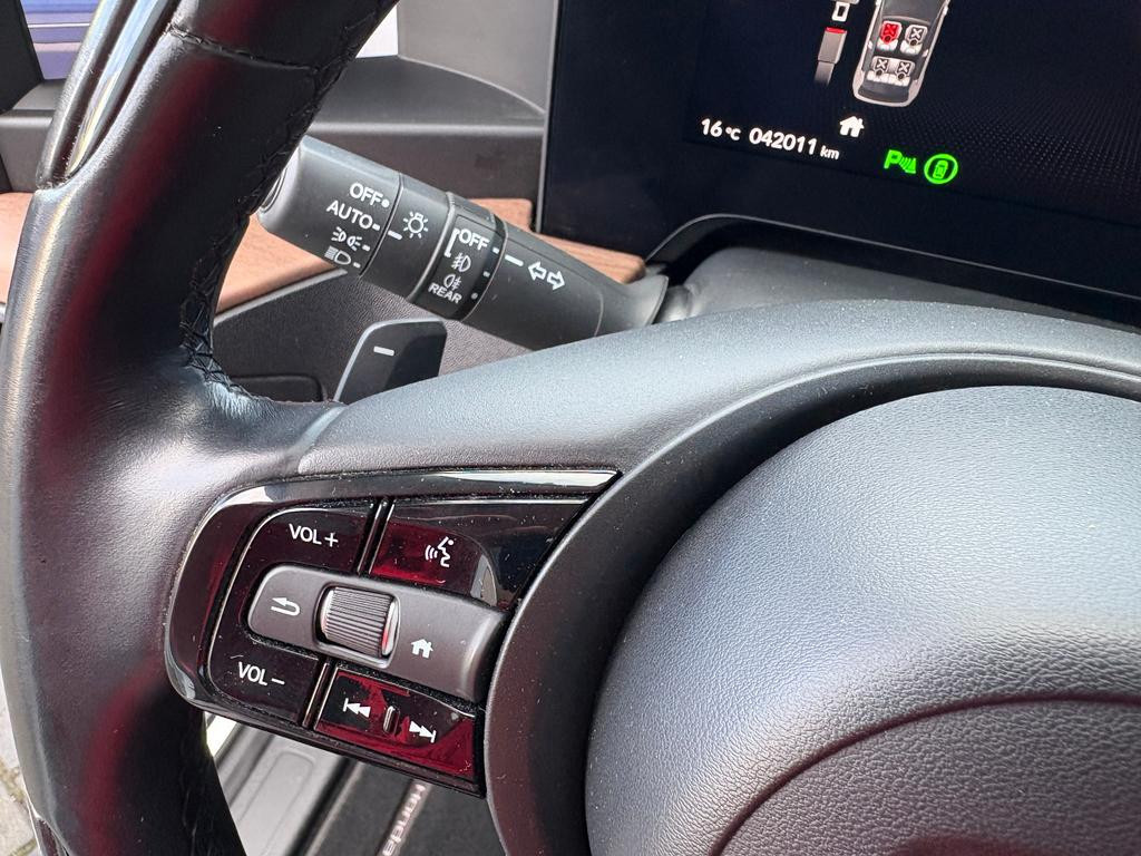 Honda e
