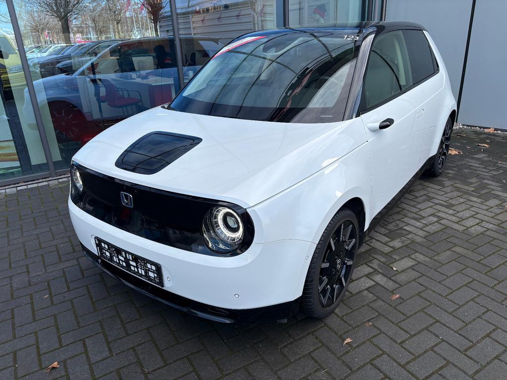 Honda e