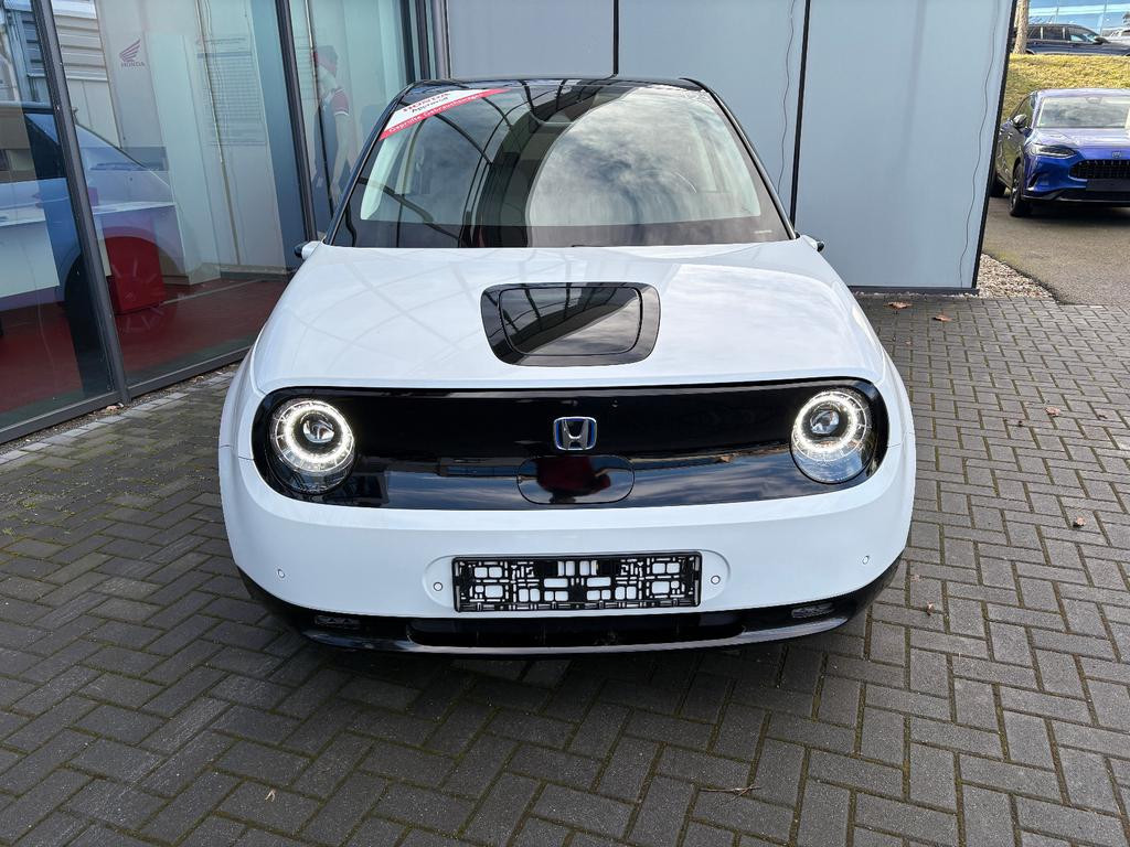 Honda e