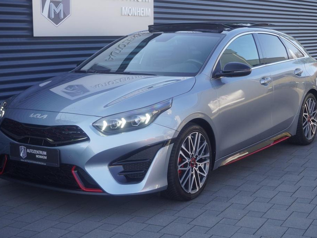Kia ProCeed