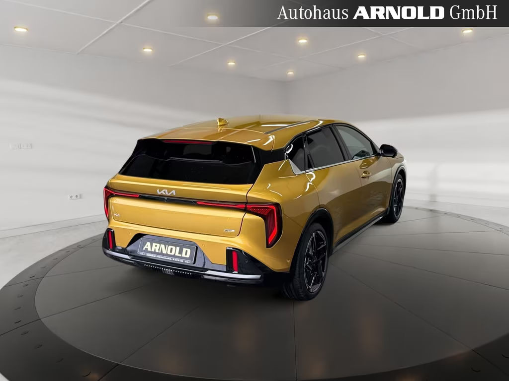 Kia K4