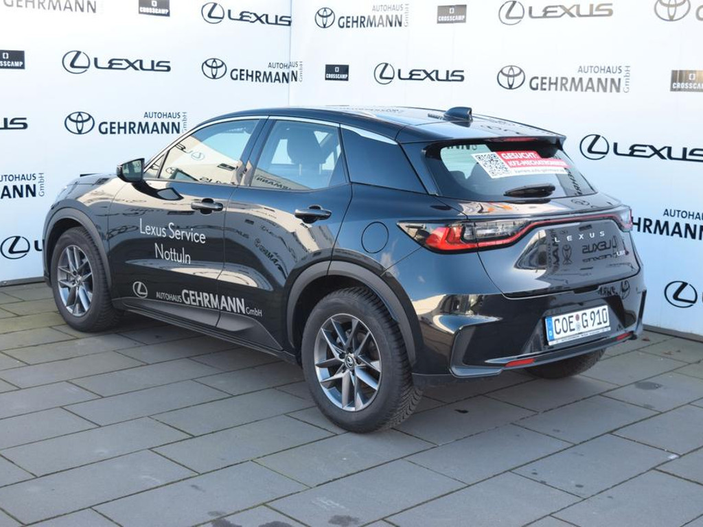 Lexus LBX