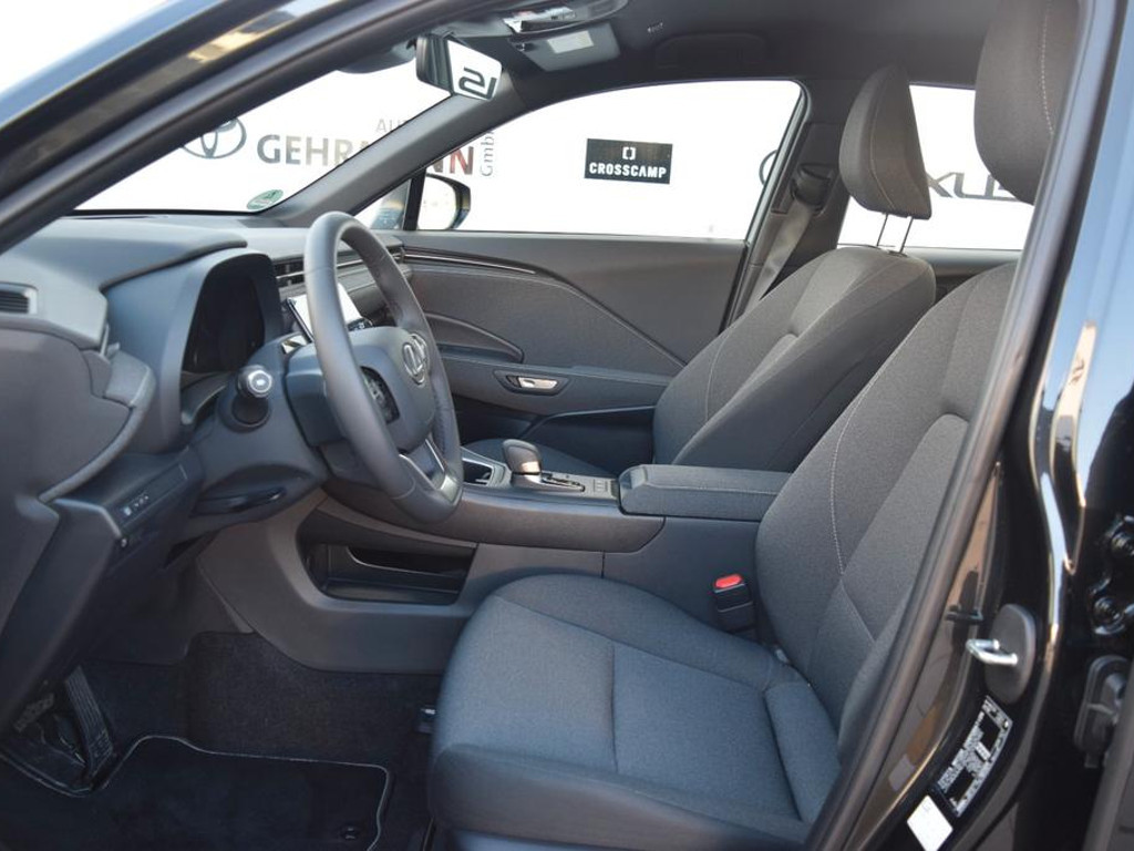 Lexus LBX