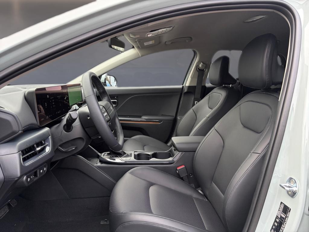 Kia K4