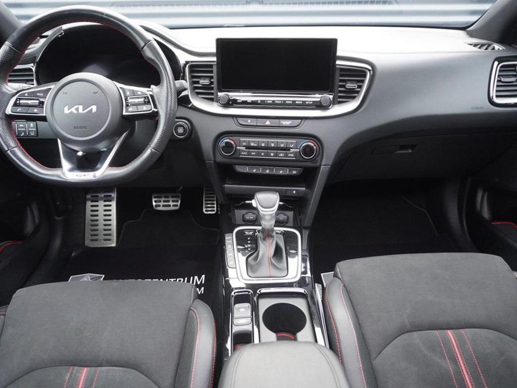 Kia ProCeed