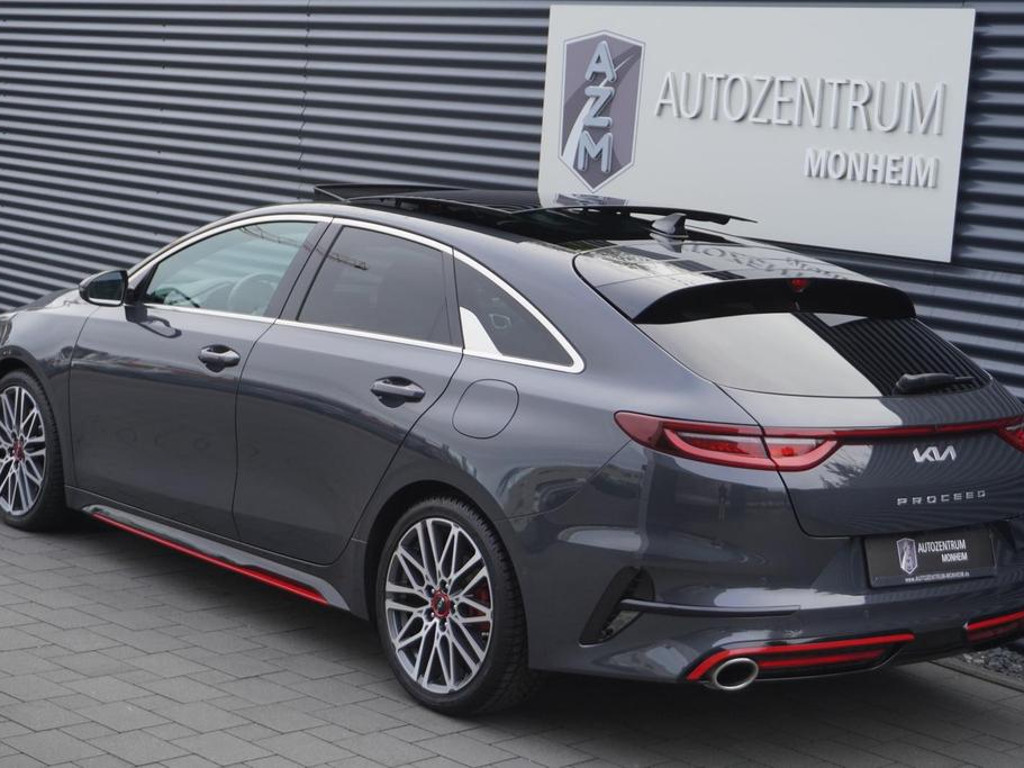 Kia ProCeed