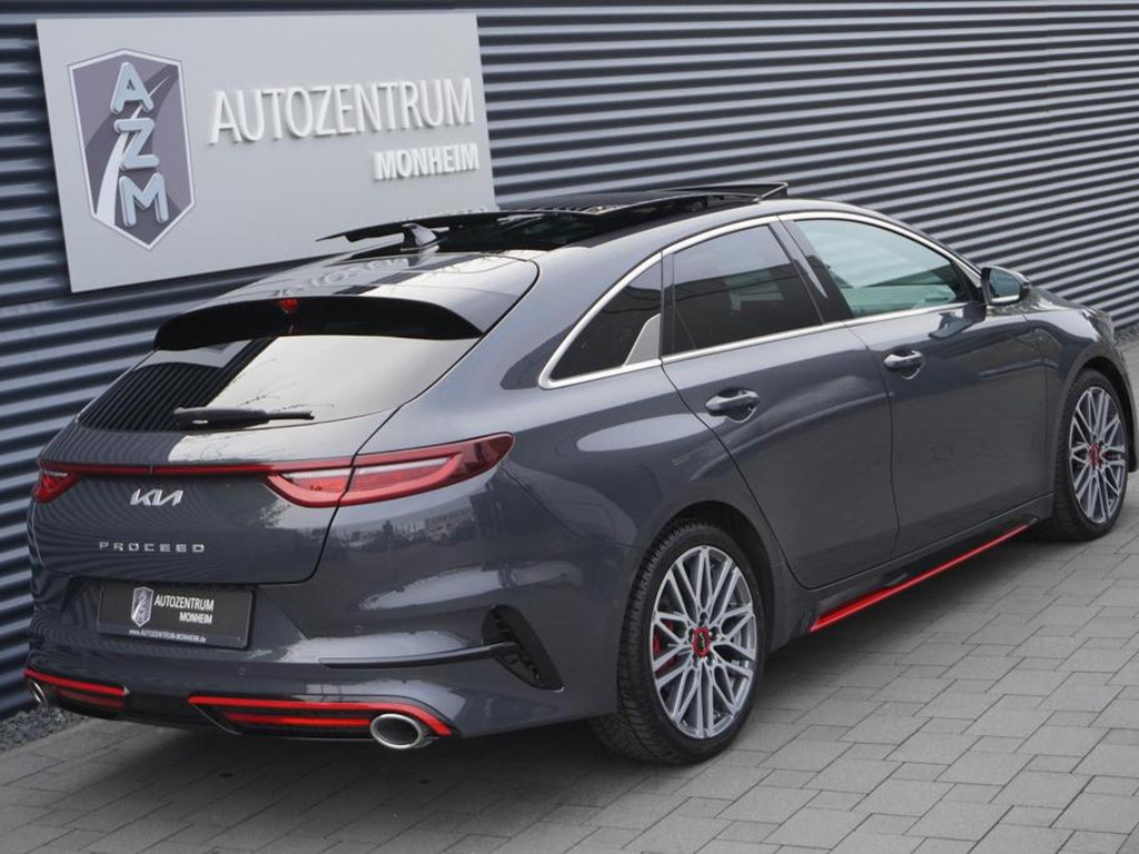 Kia ProCeed