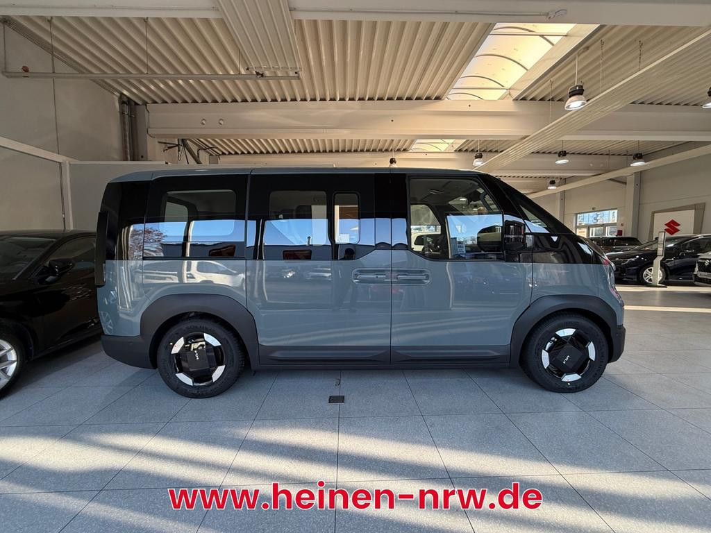 Kia PV5 Passenger