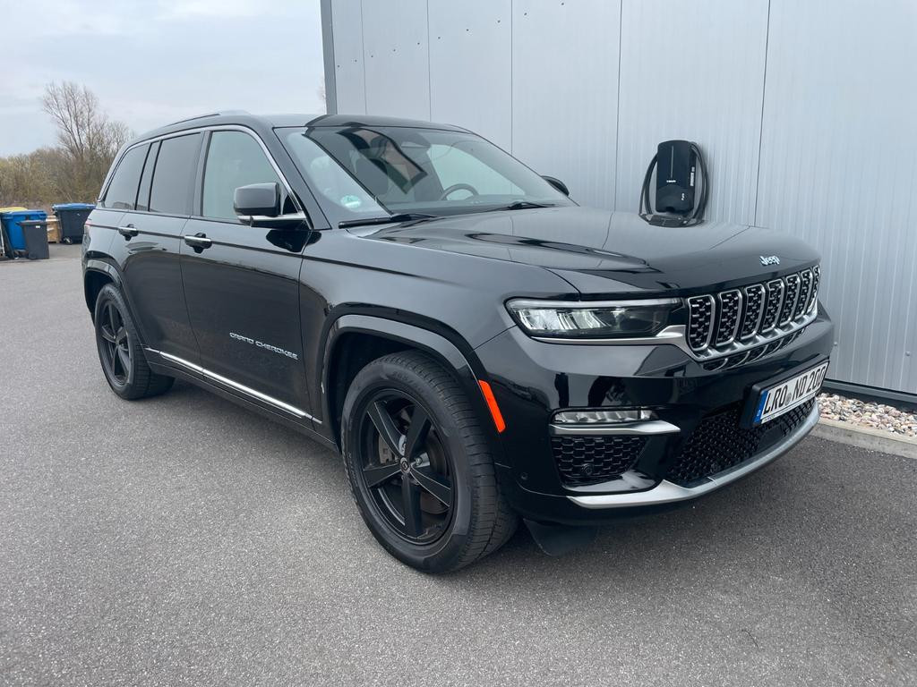 Jeep Grand Cherokee Summit