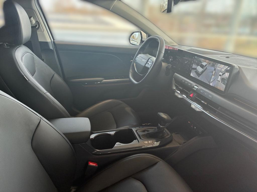Kia K4