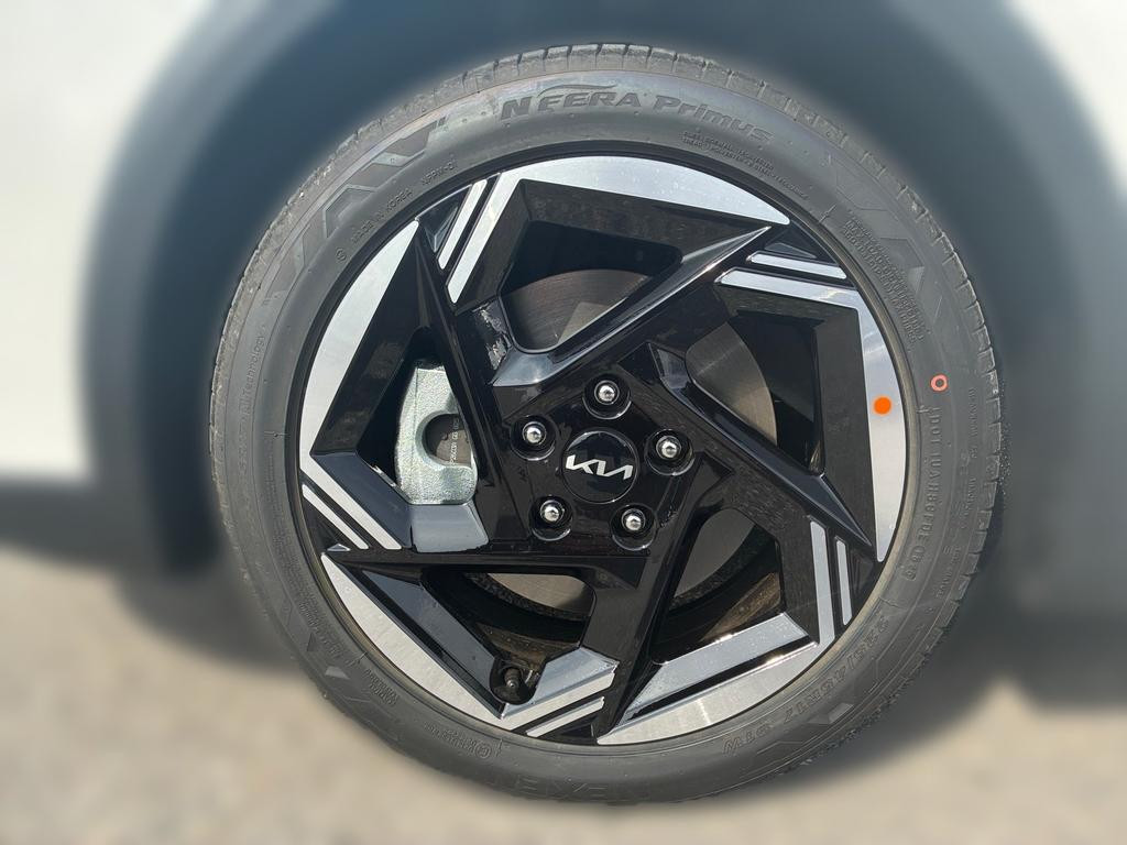 Kia K4