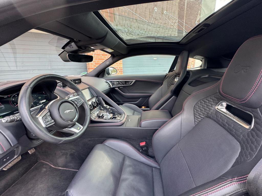 Jaguar F-Type
