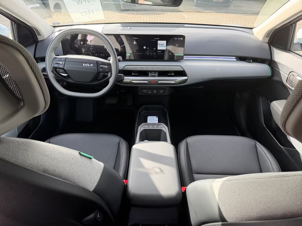 Kia EV4