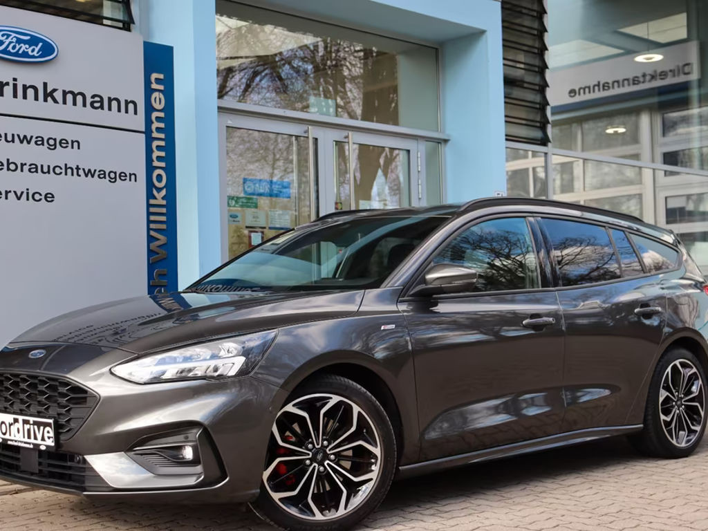 Ford Focus EcoBoost Wagon ST Line