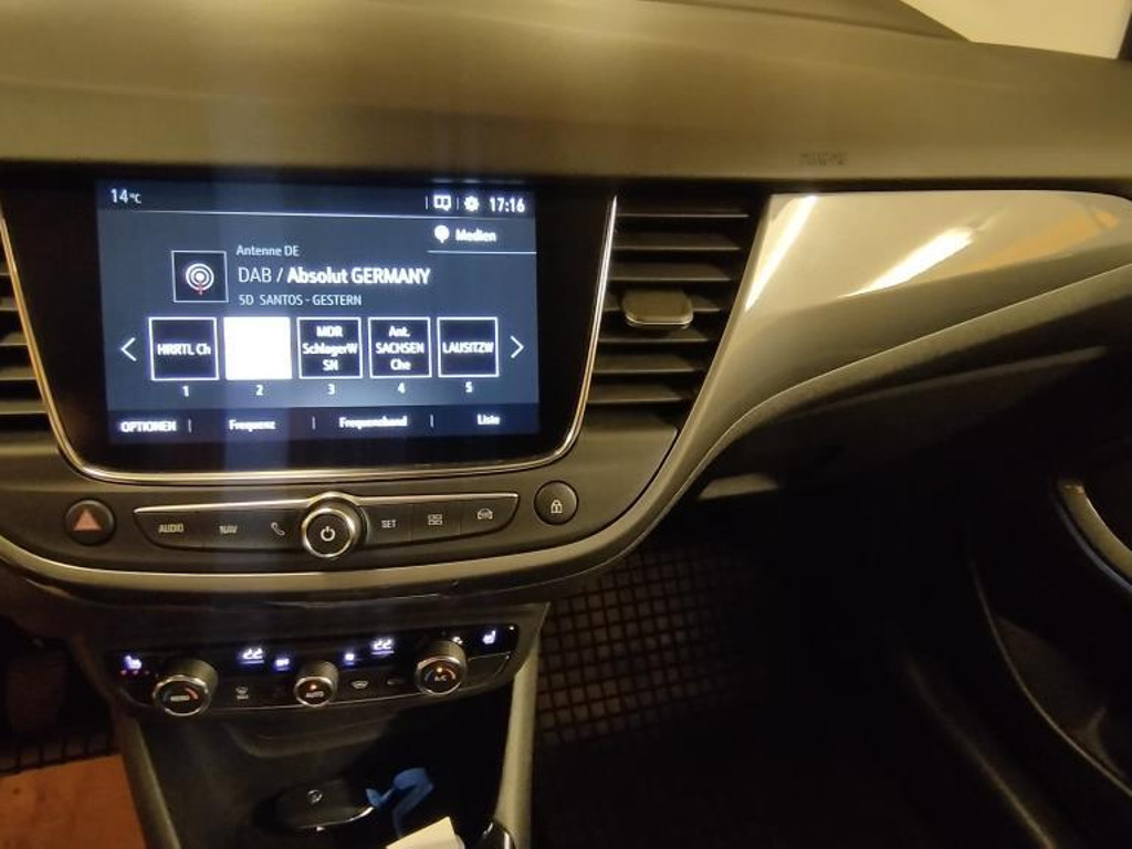 Opel Crossland X