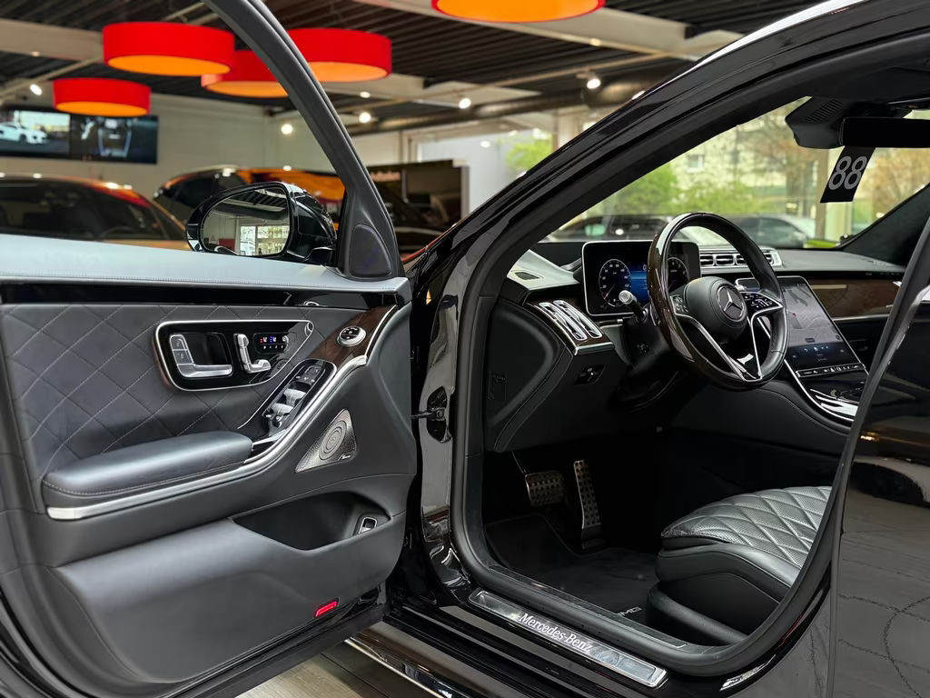 Mercedes-Benz S-Klasse