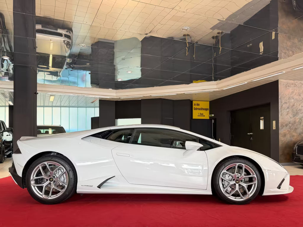 Lamborghini Huracan