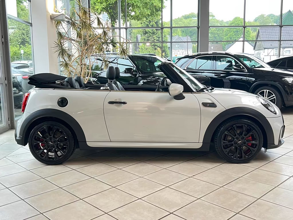 Mini John Cooper Works Cabrio