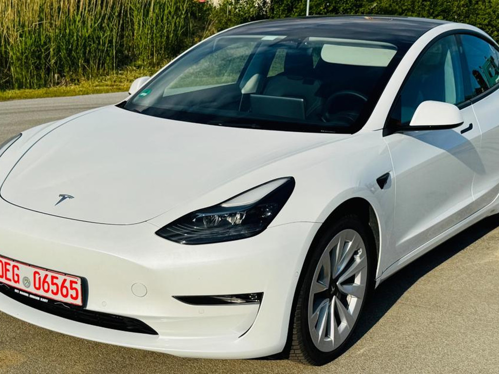 Tesla Model 3 Long Range Dual Motor AWD